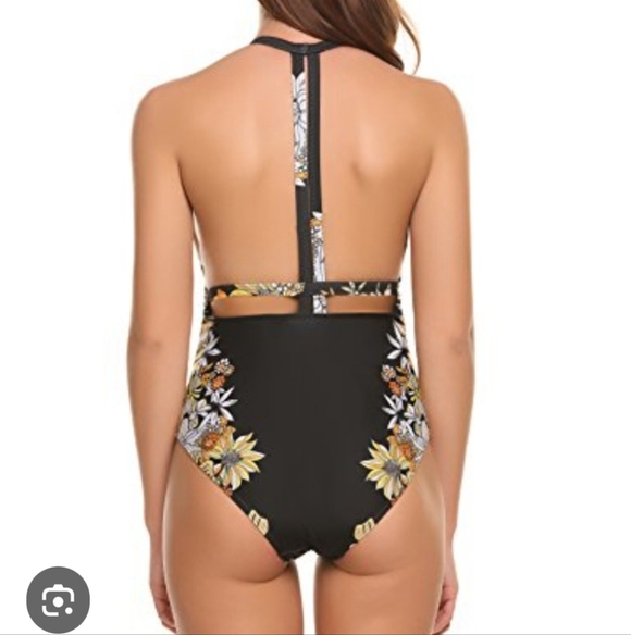 Urban Outfitters Out From Under Black Floral Strappy Swimsuit One Piece M - Picture 10 of 10